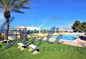 Comprar apartamento cerca de la playa en La Mata, Torrevieja. ID 4262