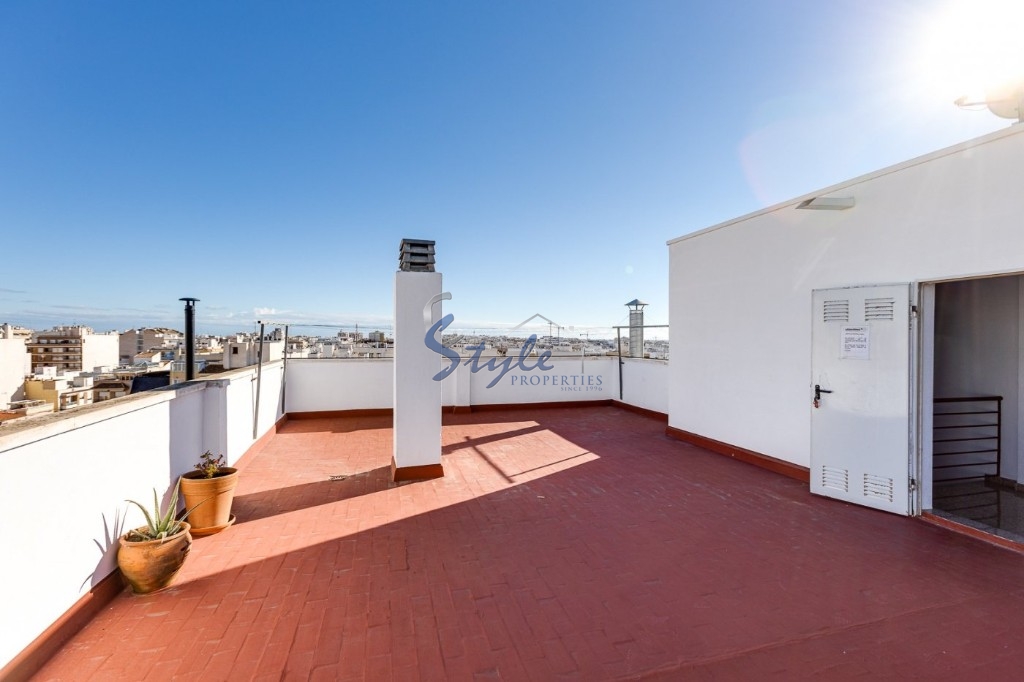 Buy apartment close to the sea in Torrevieja, Costa Blanca. ID: 4263