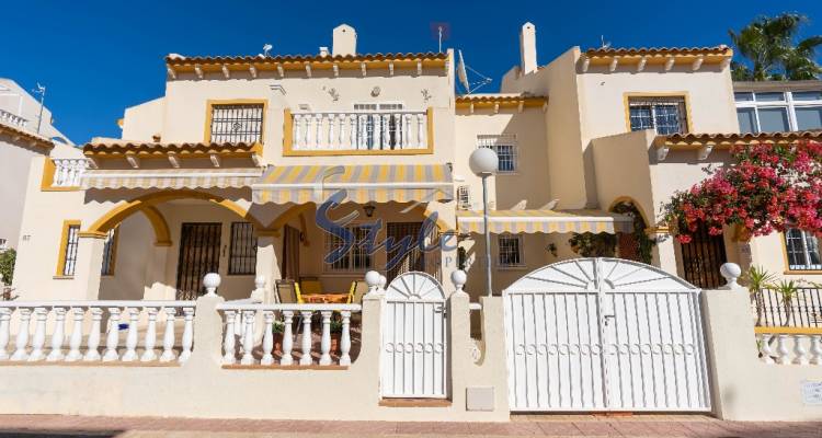 En venta adosado en Playa Flamenca , Orihuela Costa , Costa Blanca ID2323