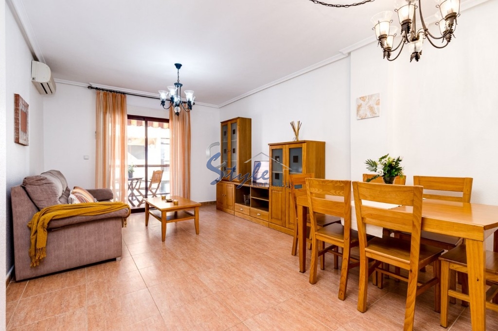 Buy apartment close to the sea in Torrevieja, Costa Blanca. ID: 4274