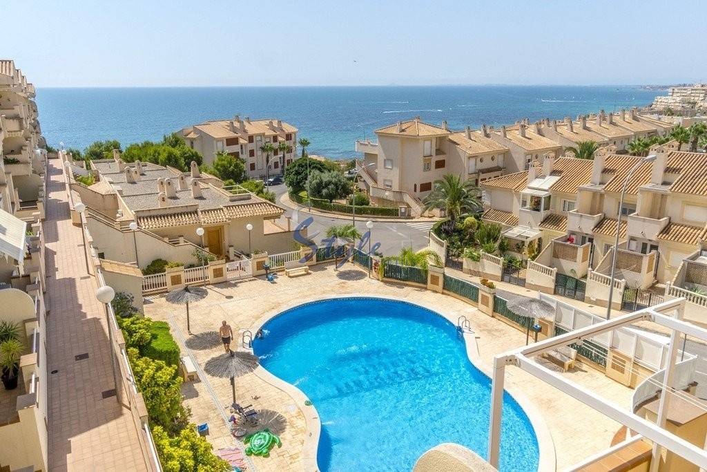 Buy apartment in Costa Blanca close to sea in Cabo Roig. ID: 4278