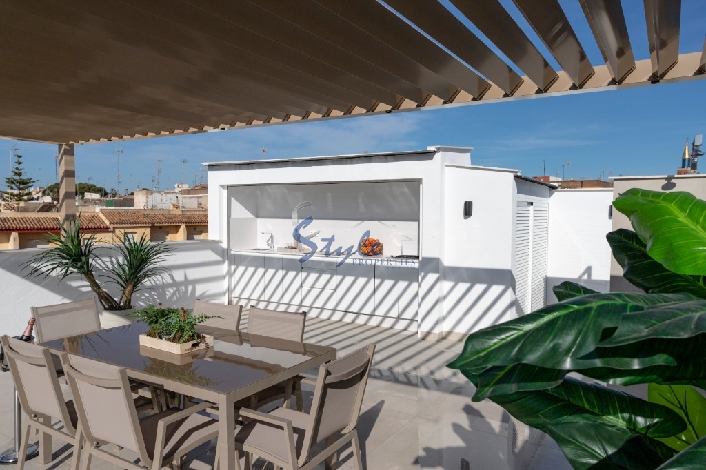 Buy new bungalow close to the sea in San Pedro del Pinatar, Costa Blanca. ID: ON1357