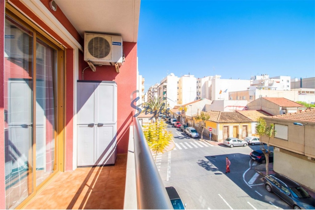 Buy apartment close to the sea in Torrevieja, Costa Blanca. ID: 4300