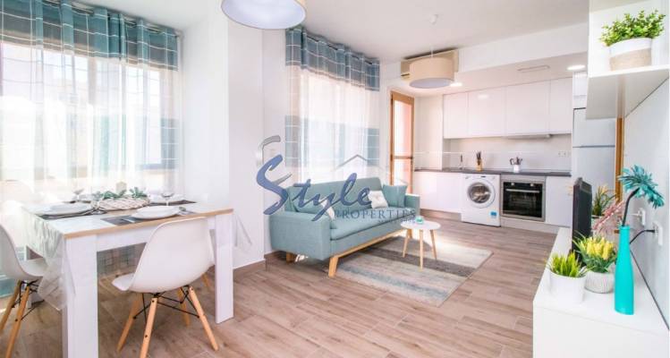 Buy apartment close to the sea in Torrevieja, Costa Blanca. ID: 4300