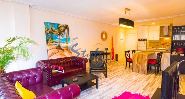 Buy apartment close to the sea in Torrevieja, Costa Blanca. ID: 4302