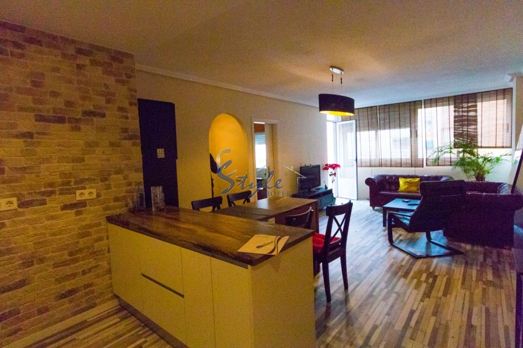 Buy apartment close to the sea in Torrevieja, Costa Blanca. ID: 4302