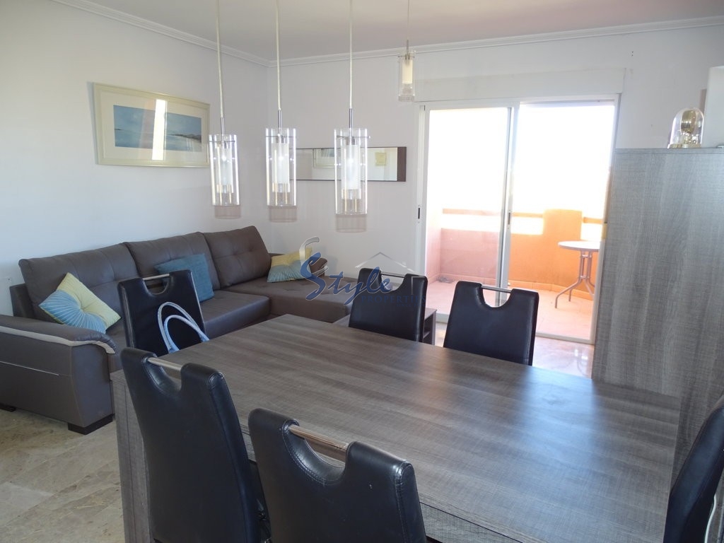 Buy penthouse on the sea and close to the beaches of Cabo Roig in Costa Blanca. ID: 4304