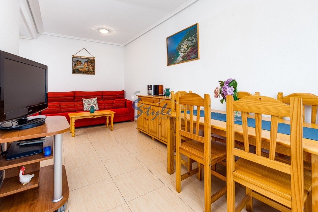 Buy apartment with garage close to the sea in Torrevieja, Costa Blanca. ID: 4308