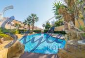 Buy Bungalow with pool close to the sea and beach in Pau 26, Orihuela Costa. ID: 4313 