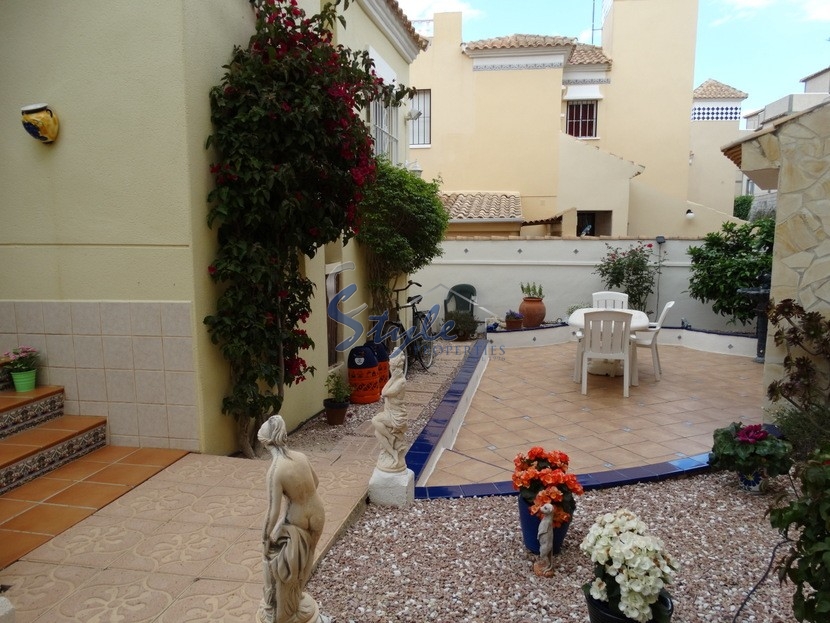 Resale - Villa - Villamartin - El Galan