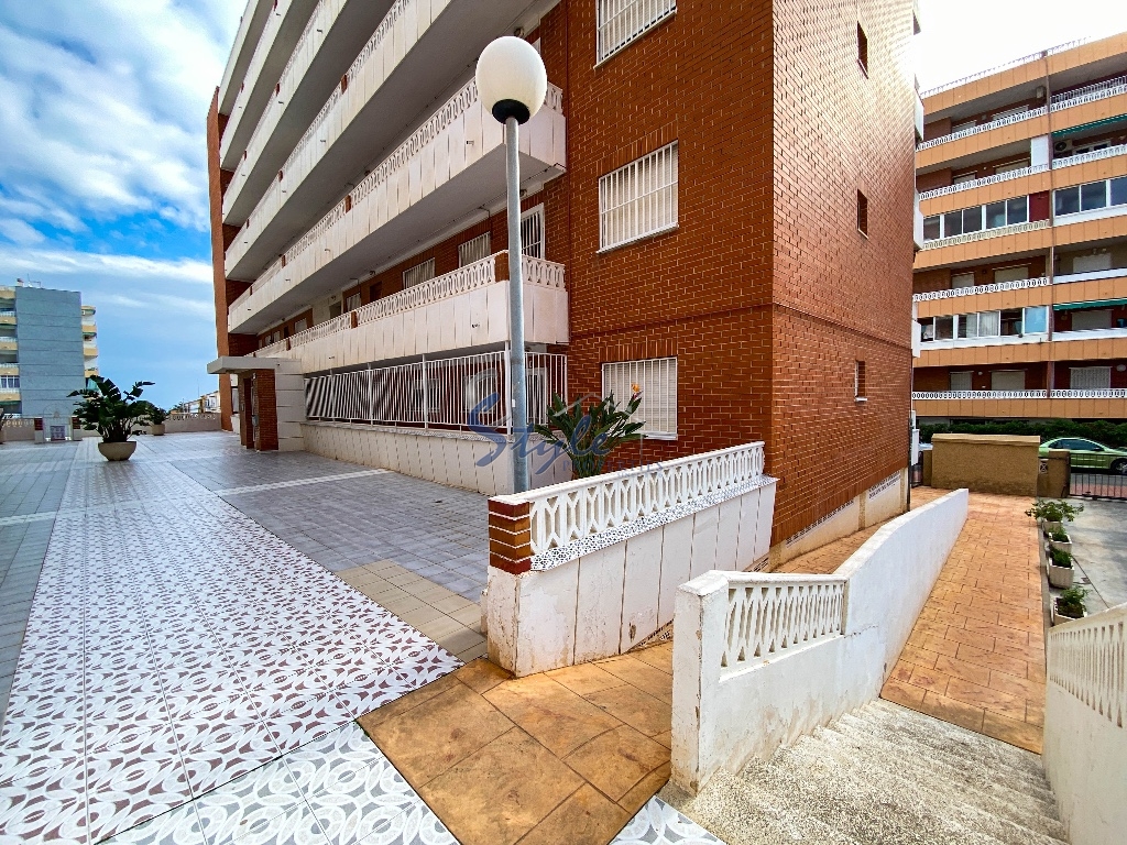 Resale - Apartment - Punta Prima