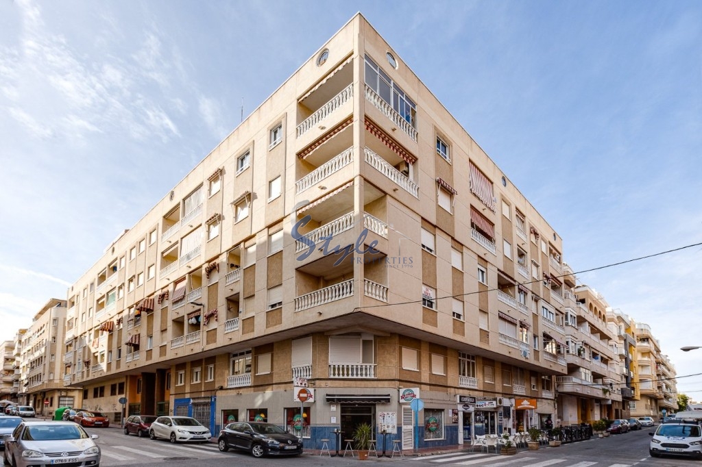 Comprar Apartamento al lado de la Playa de Los Locos,Torrevieja. ID 4764