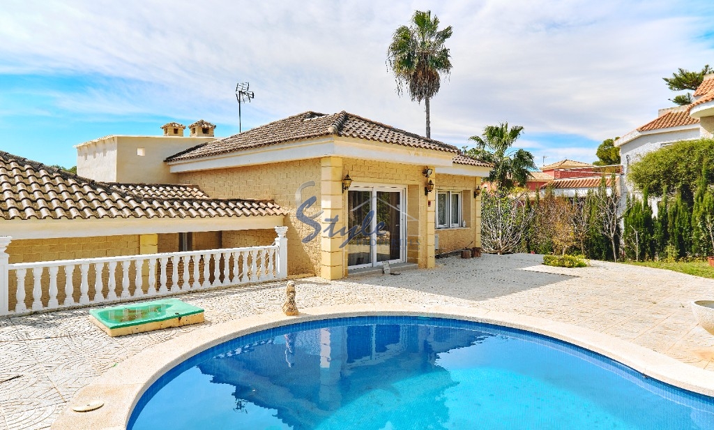 Resale - Luxury Villa - Dehesa de Campoamor