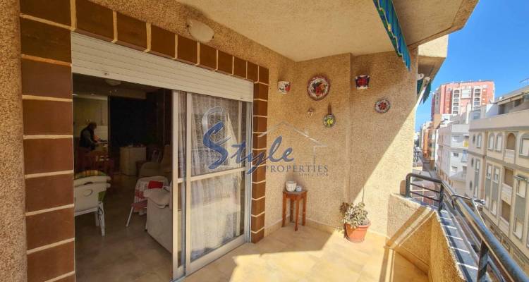 Buy apartment with garage close to the sea in Torrevieja, Costa Blanca. ID: 4780