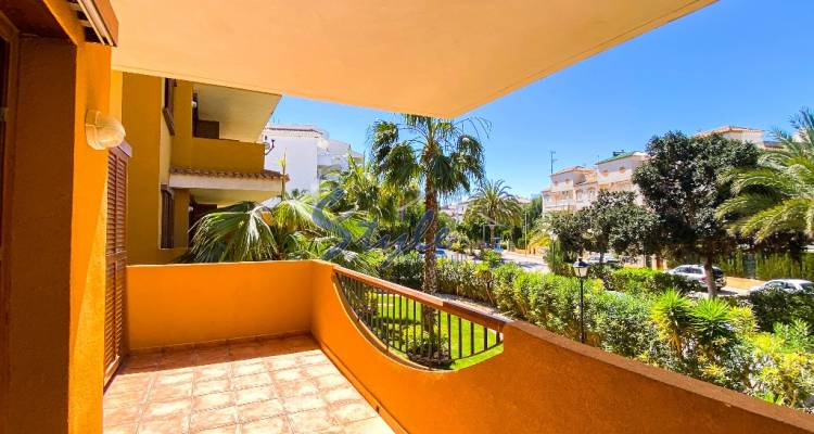 For sale beach side apartment in La Entrada, Punta Prima, Costa Blanca, Spain. ID2808