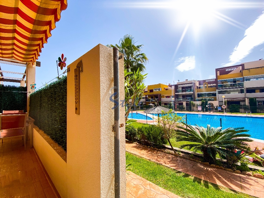 For sale south facing apartment in El Bosque, Playa Flamenca, Orihuela Costa, Costa Blanca, Spain. ID780
