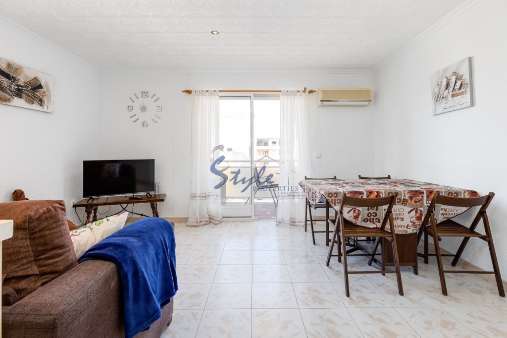 Buy apartment close to the sea in Torrevieja, Costa Blanca. ID: 4795