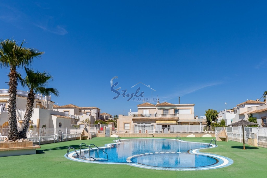 Buy Townhouse with pool in Playa Flamenca, Orihuela Costa. ID: 4798
