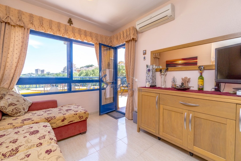 Comprar Apartamento con panorámicas vistas al mar en venta en Campoamor, Orihuela Costa. ID: 4809