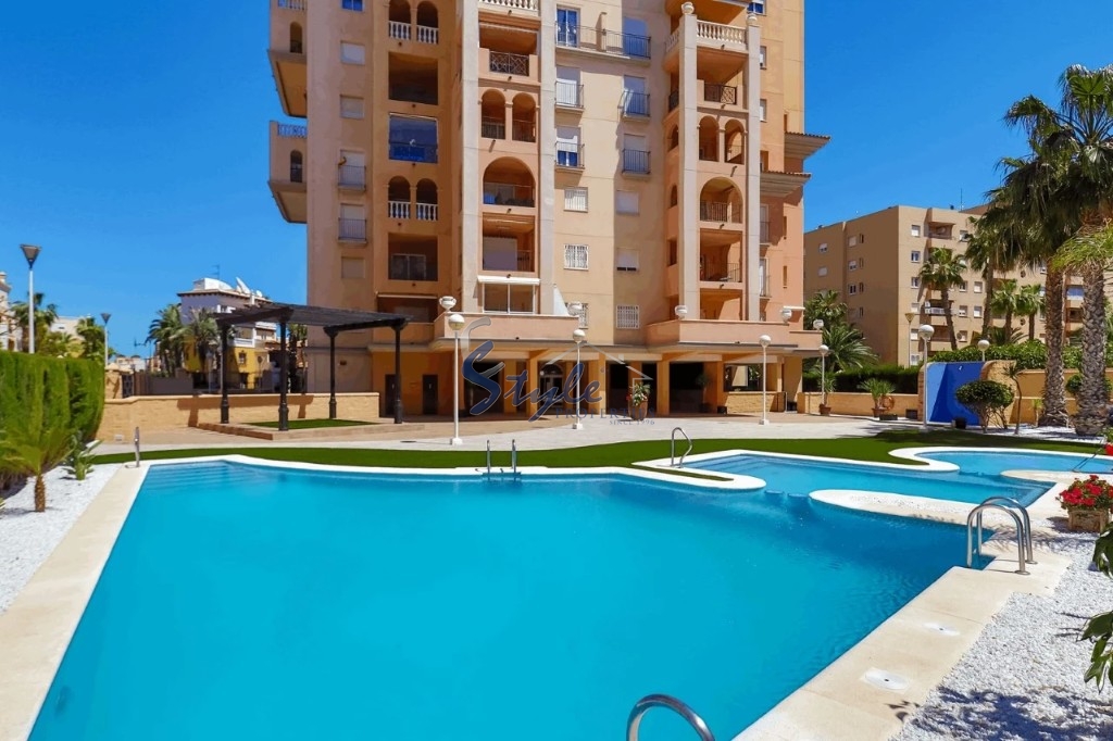 Las Atalayas. Buy apartment with sea view in Torrevieja, Costa Blanca, 200 meters from the beach. ID: 4810
