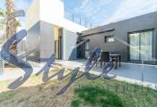 Comprar Duplex Adosado con jardín en Villamartin cerca del golf. ID 4813