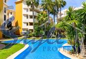 Spacious 2 bedroom apartment for sale in Panorama Park, Punta Prima, Costa Blanca. ID1455