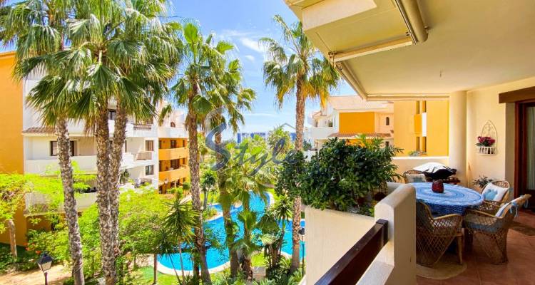 Spacious 2 bedroom apartment for sale in Panorama Park, Punta Prima, Costa Blanca. ID1455