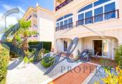 For sale an exclusive 2 bedroom apartment in Laguna Golf, Playa Flamenca. ID2999