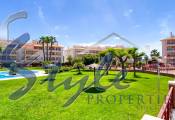 Se vende exclusivo apartamento de 2 dormitorios en Laguna Golf, Playa Flamenca. ID2999