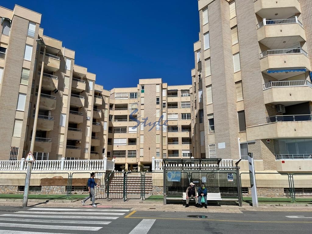 Buy apartment first line sea in Torrevieja, Costa Blanca, 50 meters from the beach “Los Locos”. ID: 4828