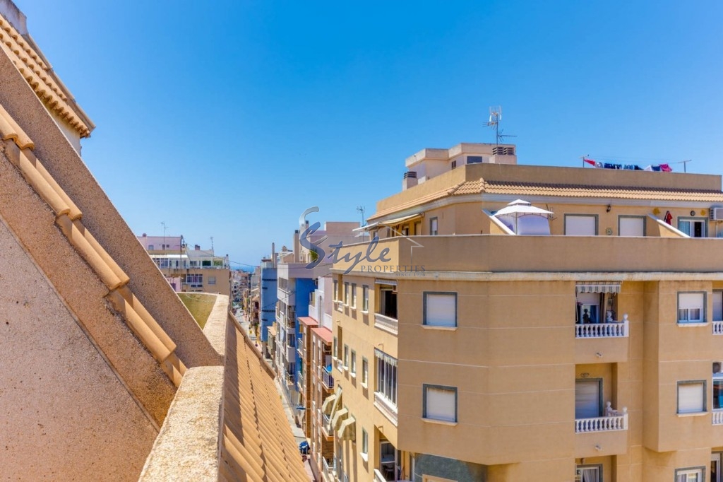 Spacious apartment for sale with 2 bedrooms, Torrevieja, Costa Blanca, Spain. ID3133