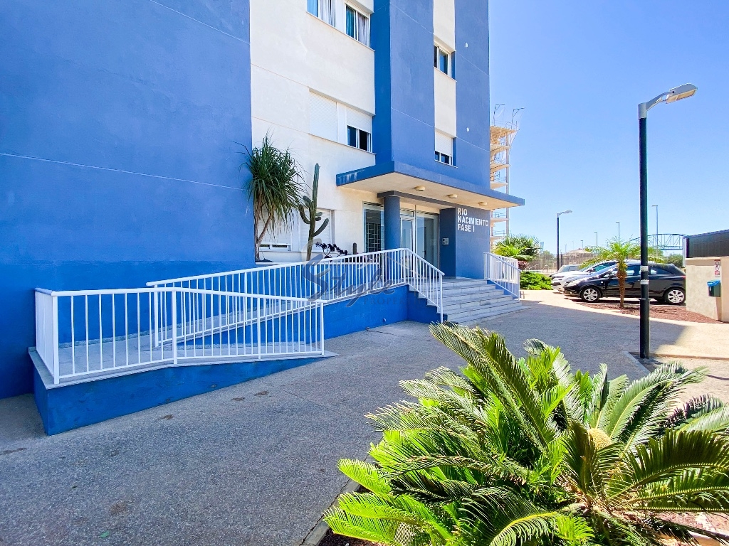 Resale - Apartment - Campoamor