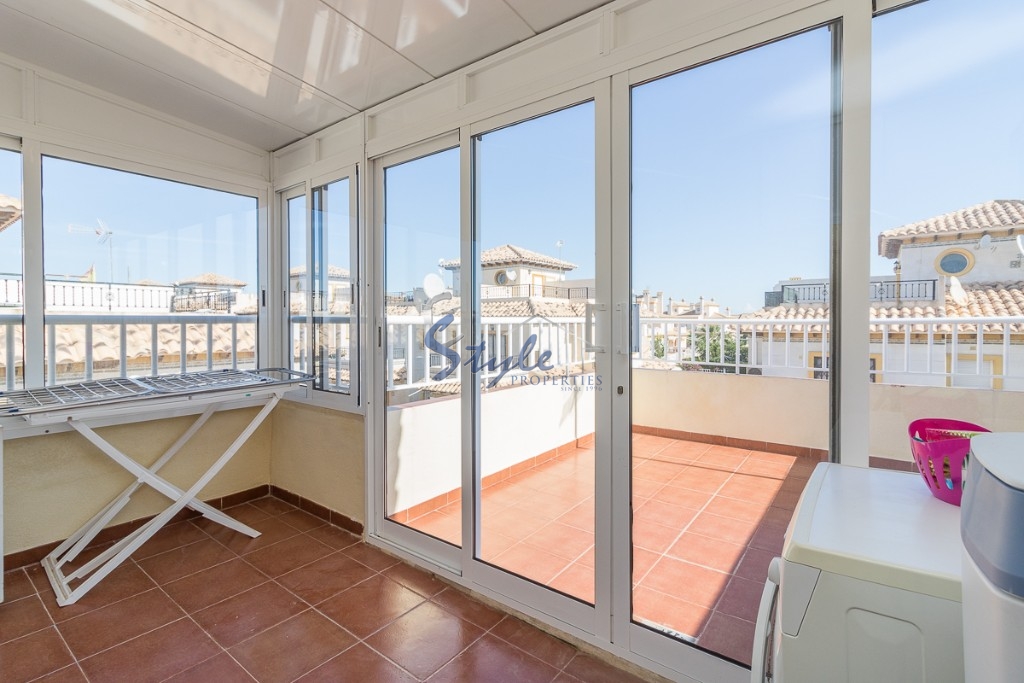 Buy townhouse with pool close to the sea in Playa Flamenca, Orihuela Costa. ID: 4835