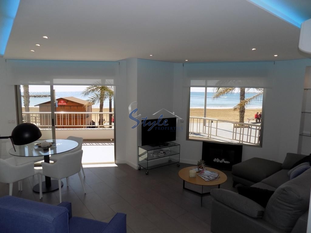 Buy apartment first line sea in Torrevieja, Costa Blanca, 50 meters from the beach “Los Locos”. ID: 4846