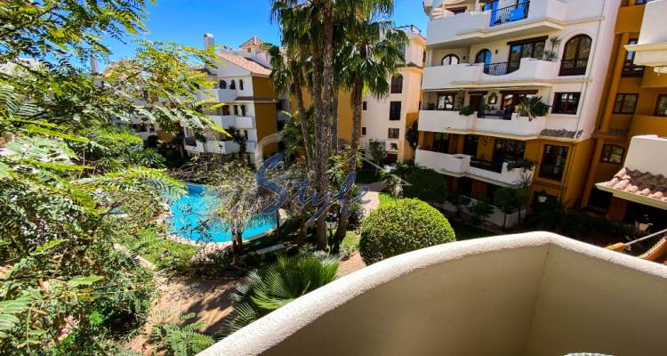 Apartments for rent near the sea in Panorama Park, Punta Prima, Costa Blanca. ID095