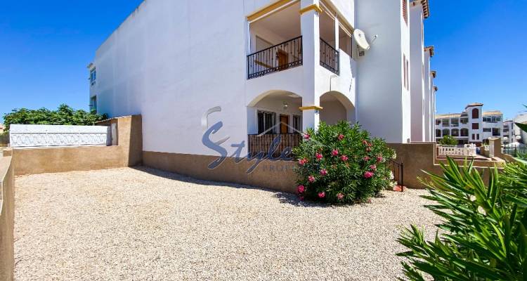 for sale south facing ground floor apartment in Ciñuelica R14, Punta Prima, Costa Blanca, Spain. ID3322