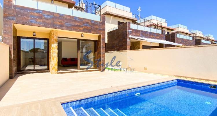 En venta villa cerca al mar en Lo Pagan, Costa Blanca,Spain.ID.ON1240