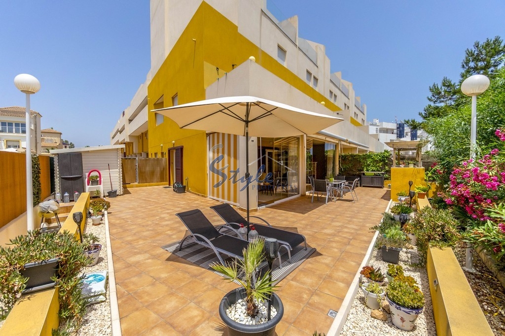 Buy ground floor apartment with pool close to the sea in Playa Flamenca, Orihuela Costa. ID: 4867