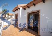 Buy New villa in Villamartín close to the golf. ID ON1374