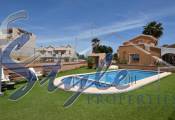 Buy Detached Chalet in Los Altos of Orihuela Costa close to the sea. ID 4873