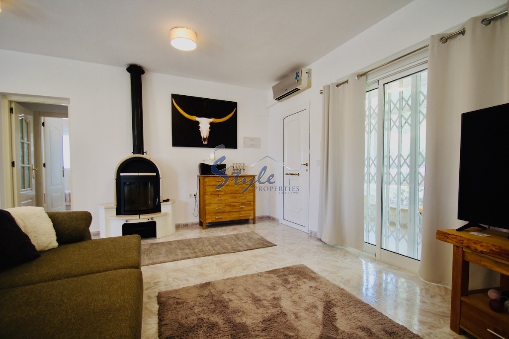 For sale detached villa with Private pool in Blue Lagoon , Orihuela Costa, Costa Blanca.ID 2831