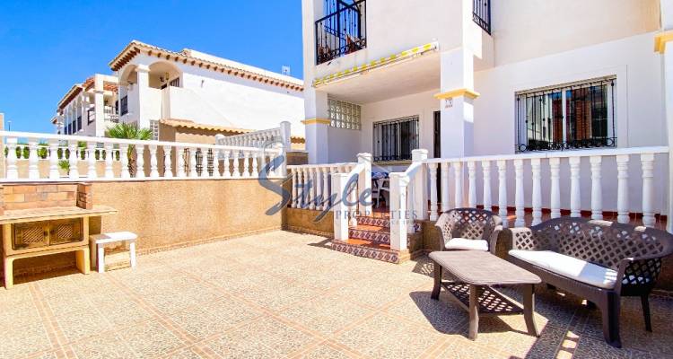 En venta bungalo bajo en Ciñuelica R7, Punta Prima, Orihuela Costa, Costa Blanca. ID2992