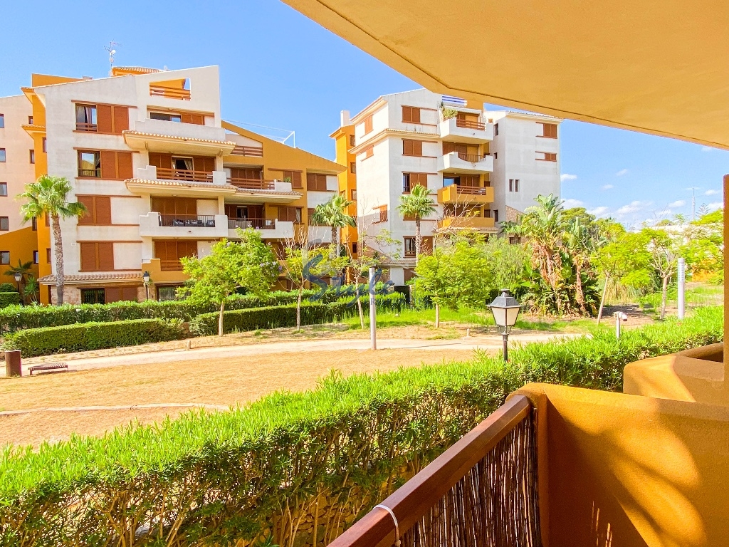 Resale - Apartment - Punta Prima