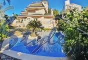 Buy luxury villa with pool in Costa Blanca close to sea in Alicante. ID: 4879