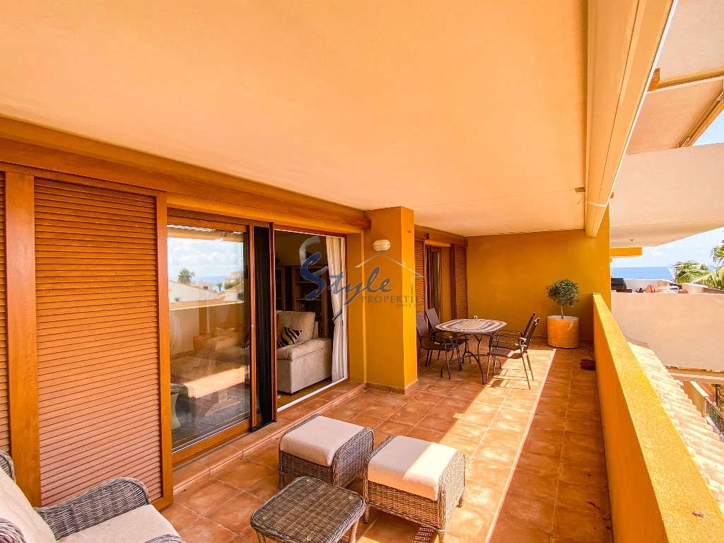 На продажу квартира с 3 спальнями и видом на море в Ла Реколете, Пунта Прима, Коста Бланка , Испания.D1311