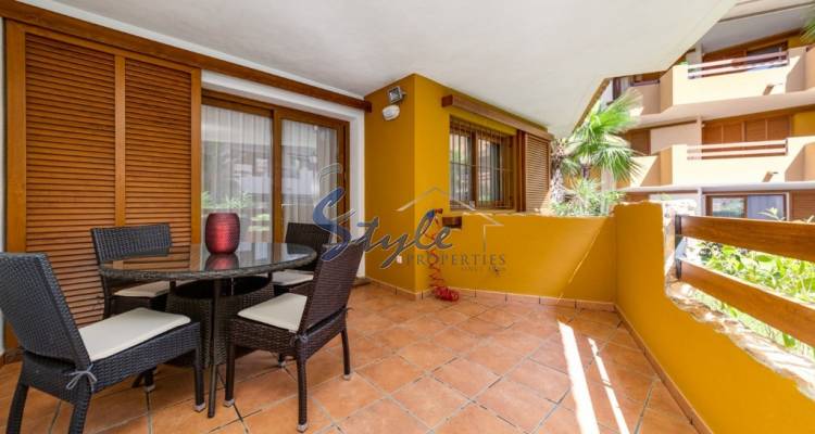 Купить квартиру рядом с морем и пляжем в Ла Реколета в Пунта Прима на Коста Бланке. ID 4887