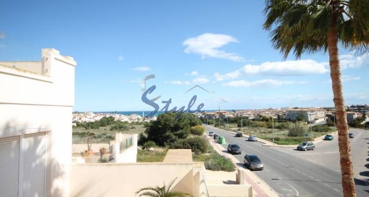 Buy Top floor apartment with pool close to the sea in Playa Flamenca, Orihuela Costa. ID: 4893