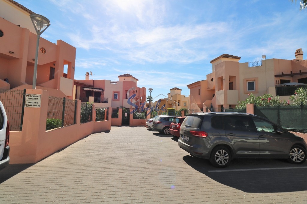 Buy bungalow close to the sea in Playa de Punta Marina, Torrevieja, Costa Blanca. ID: 4894