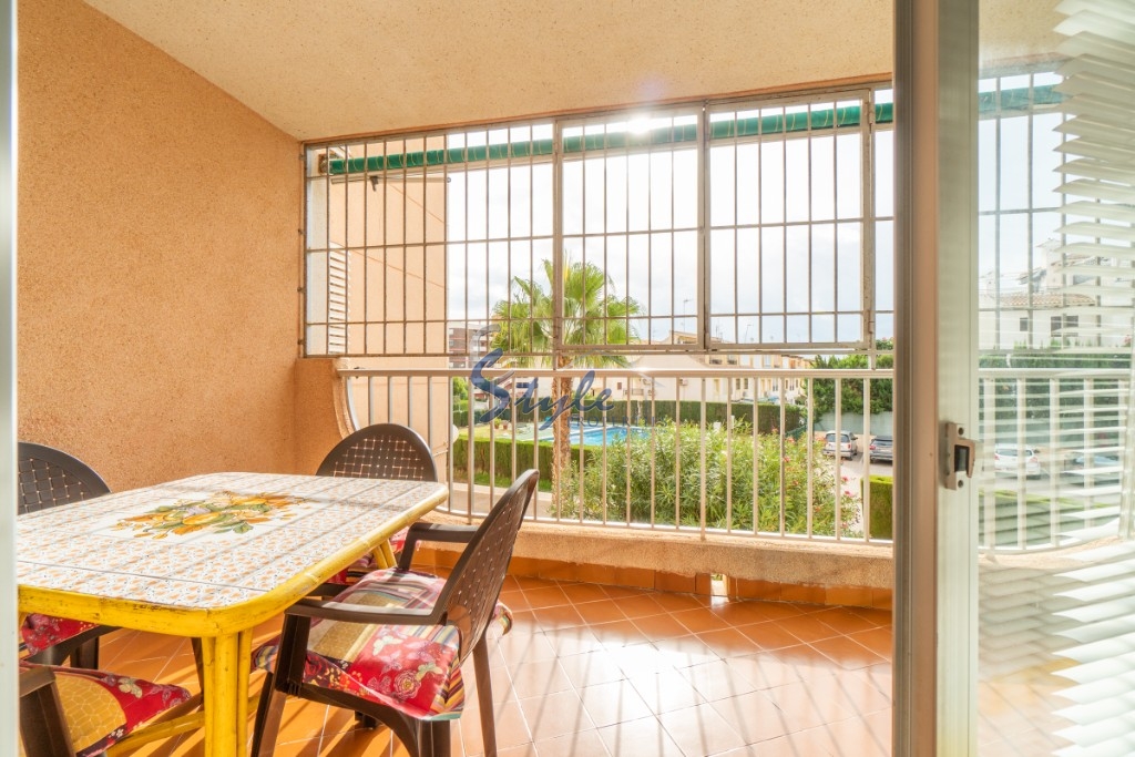 : Comprar apartamento con 3 dormitorios a 700m de la playa en La Zenia, Orihuela Costa. ID 4900