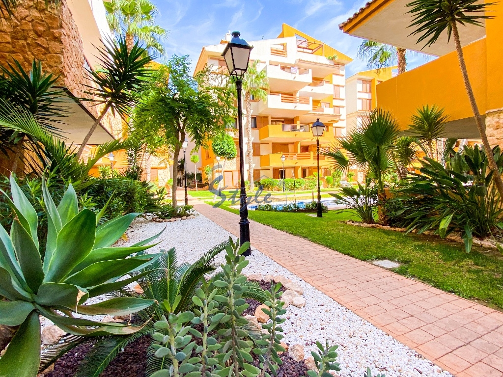 Resale - Apartment - Punta Prima